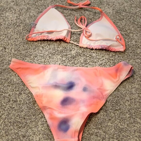 3pc Tie-Dye Triangle Top with String Bikini Set with a Matching Sheer Sarong - Picture 5 of 7